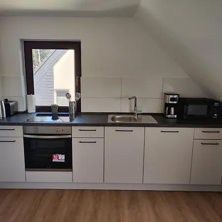 Parkblick Naehe Koblenz Weissenthurm