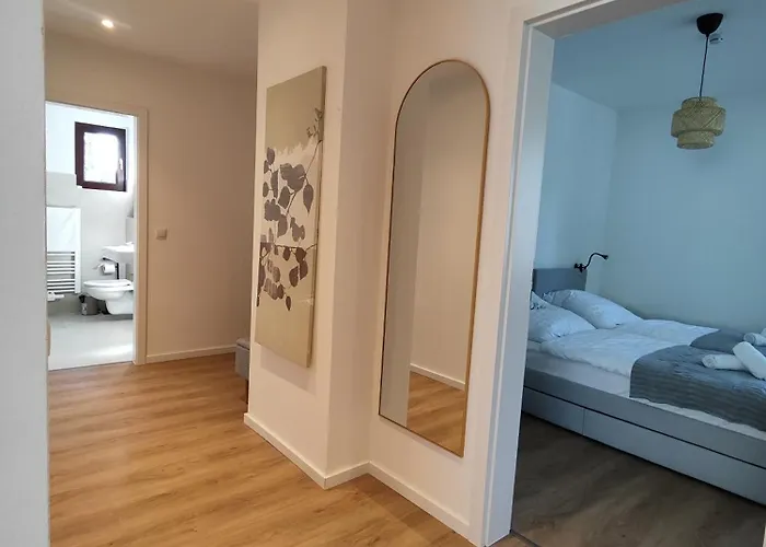 Parkblick Naehe Koblenz Weissenthurm